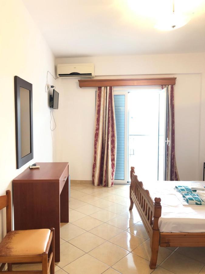 Center Hotel Pirro Himarë Exteriér fotografie