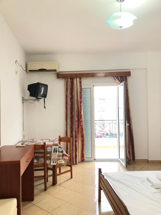 Center Hotel Pirro Himarë Exteriér fotografie
