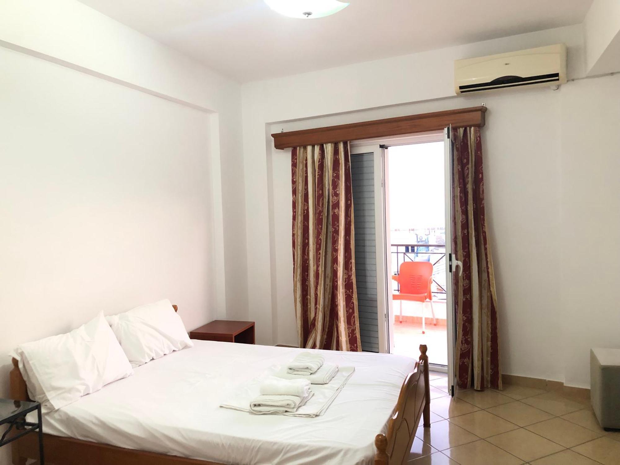 Center Hotel Pirro Himarë Exteriér fotografie